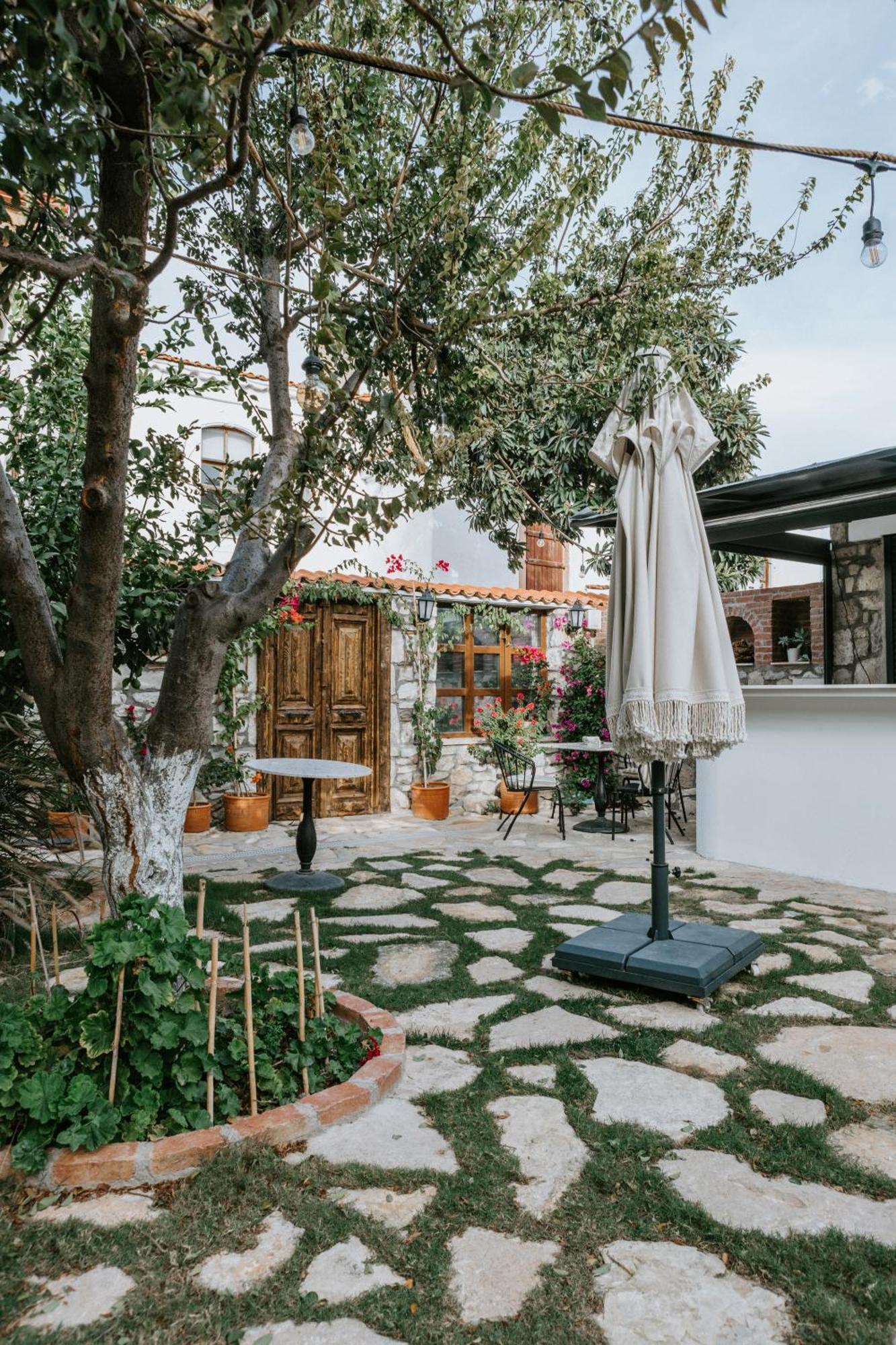 Molo Urla Hotel Exterior photo